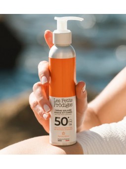 Crème Solaire Visage et...
